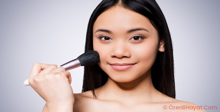 Bu yöntem makyajınızın çökmesine son veriyor! Bu yöntem makyajınızın çökmesine son veriyor!