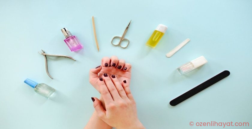 Dayanıklı tırnaklar için tırnak banyosu yapın! Dayanıklı tırnaklar için tırnak banyosu yapın!