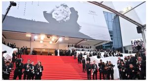 Film Festivali’nde kıyafet yasağı!