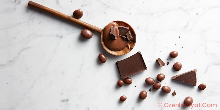ARAŞTIRMACILAR ÇİKOLATANIN BEYNİMİZE YARARLARINI AÇIKLADI