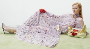 Çantaya Atmalık Katı Parfümlerle Tanışın