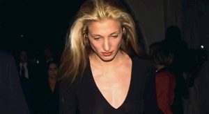 Carolyn Bessette-Kennedy’nin İkonik Kokusu Carolyn Bessette-Kennedy’nin İkonik Kokusu