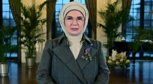 Emine Erdoğan’dan besin israfı uyarısı: ‘5 yaş altı çocuk ölümlerinin yarısı açlıktan’