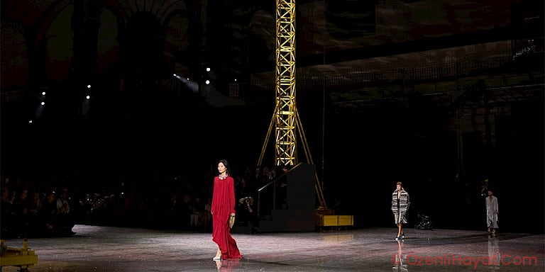 En İyi 8 Set Tasarımı: Paris Moda Haftası Sonbahar/Kış 2026