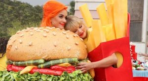 KATY PERRY VE TAYLOR SWIFT BARIŞTI