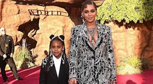KIRMIZI HALININ COOL İKİLİSİ : BEYONCE VE BLUE IVY