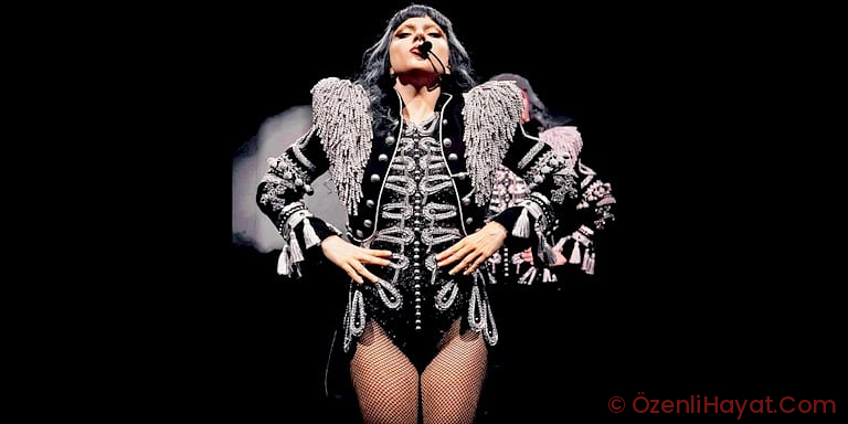 Komuta Geri Döndü: Militer Ceket Meselesi