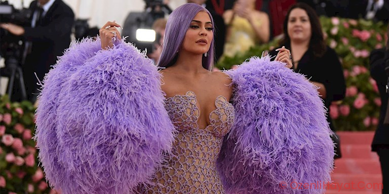 KYLIE JENNER’I TANIDINIZ MI? KYLIE JENNER’I TANIDINIZ MI?