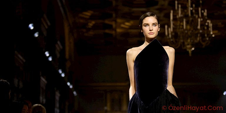 Paris Moda Haftası: Victoria Beckham Sonbahar/Kış 2026