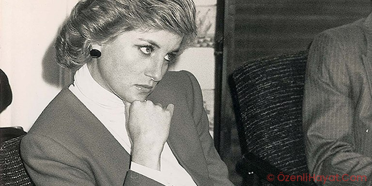 PRENSES DIANA’NIN KIYAFETLERİ AÇIK ARTIRMADA REKOR KIRDI PRENSES DIANA’NIN KIYAFETLERİ AÇIK ARTIRMADA REKOR KIRDI