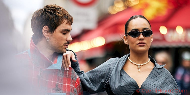 “Süper Kadın” Sendromu: Güçlü Kadınların Yeni Farkındalığı “Süper Kadın” Sendromu: Güçlü Kadınların Yeni Farkındalığı