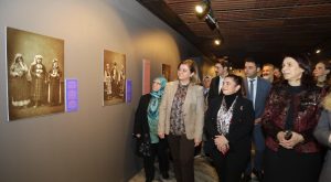 “19. Asırda Osmanlı Coğrafyasında Kadın” standı ziyarete açıldı