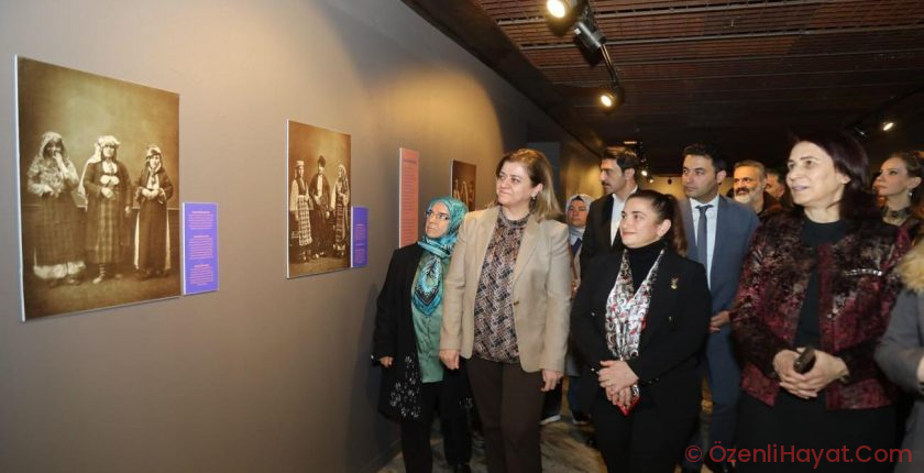 “19. Asırda Osmanlı Coğrafyasında Kadın” standı ziyarete açıldı