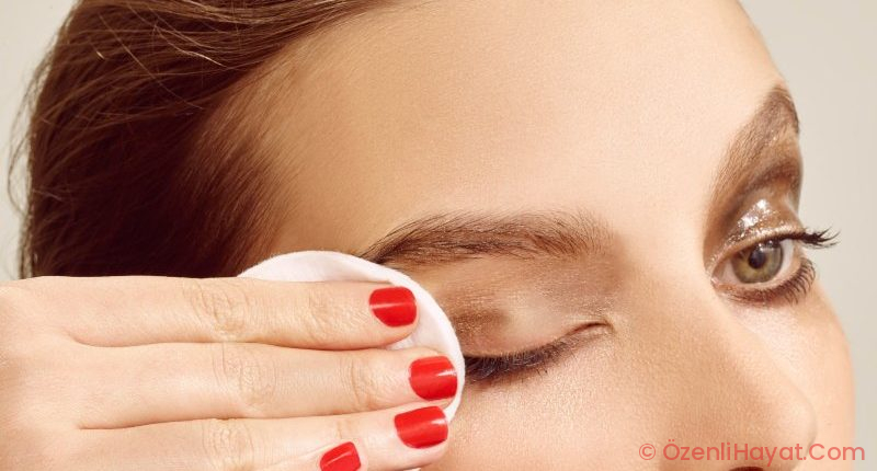 Aman dikkat kaş yaparken göz çıkarmayın! Aman dikkat kaş yaparken göz çıkarmayın!