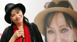 ANNA KARINA HAYATINI KAYBETTİ