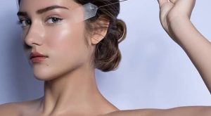 Bella Hadid akımı! Yüz bantlarının popülaritesi herkesin ilgisini çekmeye devam ediyor!