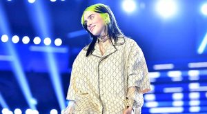 BILLIE EILISH GRAMMY TARİHİNE GEÇTİ