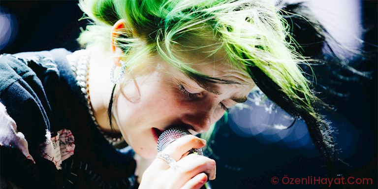 BILLIE EILISH TEKRAR TARİH YAZDI! BILLIE EILISH TEKRAR TARİH YAZDI!