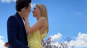 BROOKLYN BECKHAM NİŞANLANDI!