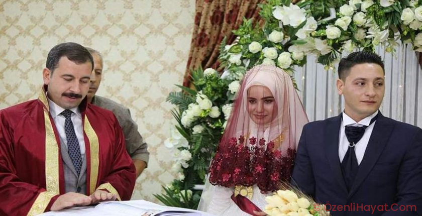 Bu düğün herkese örnek oldu: Takı istemediler yetimleri davet ettiler Bu düğün herkese örnek oldu: Takı istemediler yetimleri davet ettiler