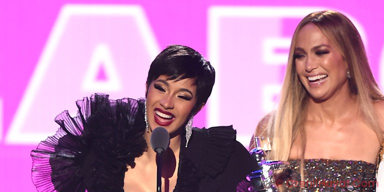 CARDI B VE JENNIFER LOPEZ ARKADAŞLIĞI