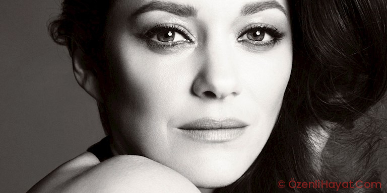 CHANEL N°5 PARFÜMÜNÜN YENİ YÜZÜ AÇIKLANDI!