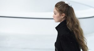 CHANEL, YARIM TOPUZLARI GERİ GETİRDİ