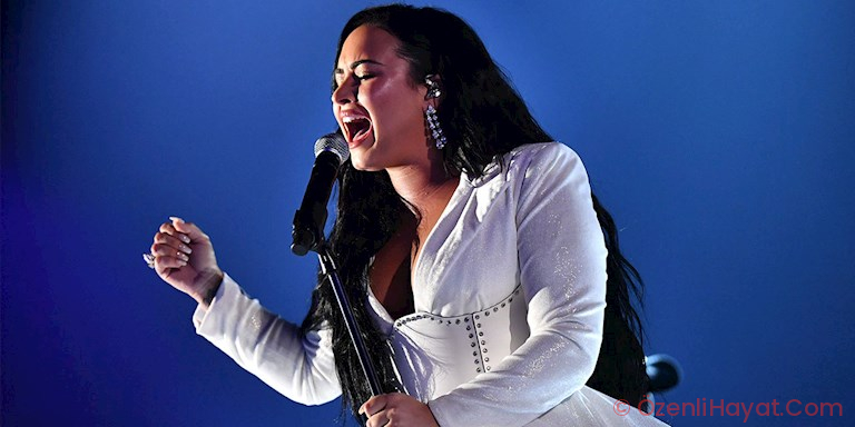DEMI LOVATO’NUN AYAKTA ALKIŞLANAN GRAMMY PERFORMANSI