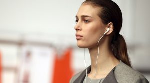 DİNLEMENİZ GEREKEN 30 PODCAST YAYINI