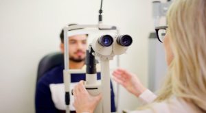 Gözlük ve lens tarih oluyor: Lazerle kalıcı tahlil