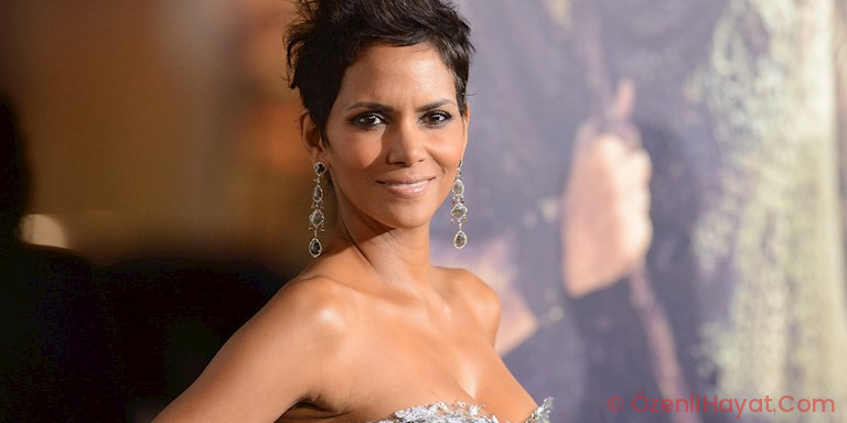 HALLE BERRY TRANSSEKSÜEL ROLÜ HAKKINDA SÖYLEDİKLERİ İÇİN ÖZÜR DİLEDİ
