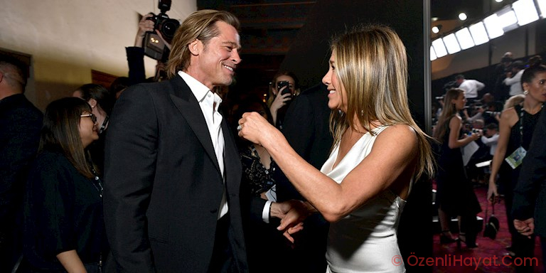 JENNIFER ANISTON VE BRAD PITT’İN BULUŞMASI JENNIFER ANISTON VE BRAD PITT’İN BULUŞMASI