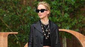 JENNIFER LAWRANCE VE COOKE MARONEY ÇİFTİNİN EGZOTİK BALAYI TATİLİ