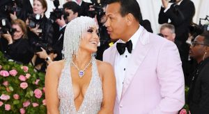 JENNIFER LOPEZ VE ALEX RODRIGUEZ’İN İHTİŞAMLI NİŞAN PARTİSİ
