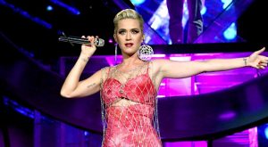 KATY PERRY’NİN YENİ MÜZİK GÖRÜNTÜSÜ
