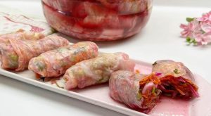 Kışa veda edin: Mevsimin son lahanalarıyla sarma lahana turşusu tanımı