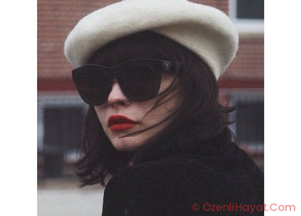 Kışlık aksesuar diyince çabucak onun ismi gelir! Bere… Bere… Bere…