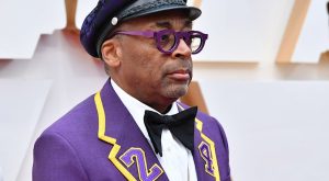 KOBE BRYANT OSCAR KIRMIZI HALISINDA ANILDI