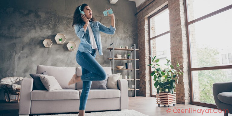 KONUTTA KALİTELİ VAKİT GEÇİRMEK İÇİN 10 TEKLİF