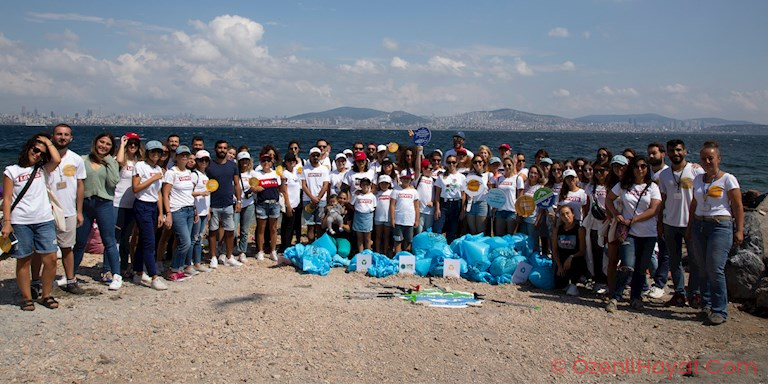 LEVI’S KIYI KİRLİLİĞİYLE ÇABA EDİYOR