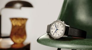 LONGINES HERITAGE CLASSIC CHRONOGRAPH 1946 DİZAYNINI YİNE YORUMLUYOR