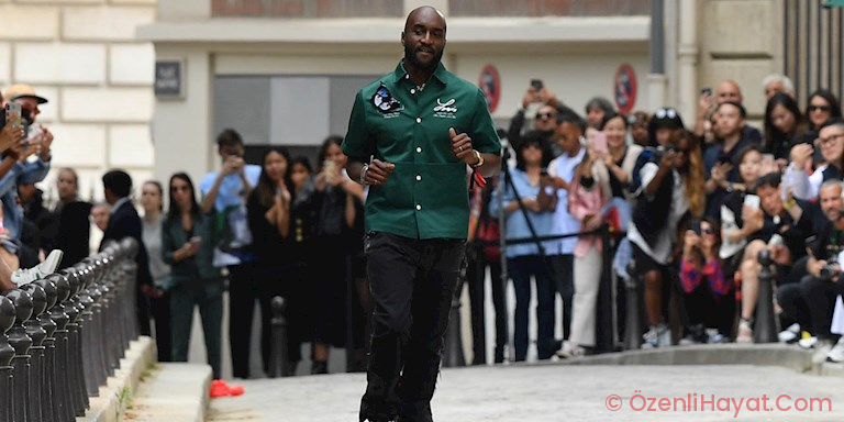 LOUIS VUITTON SEZONSUZ DEFİLE MODELİNE GEÇİYOR