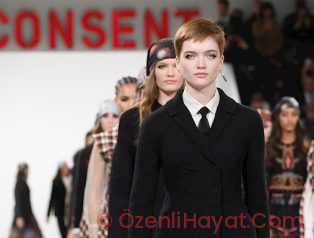 MARIA GRAZIA CHIURI’DEN FEMINIST MANİFESTO!