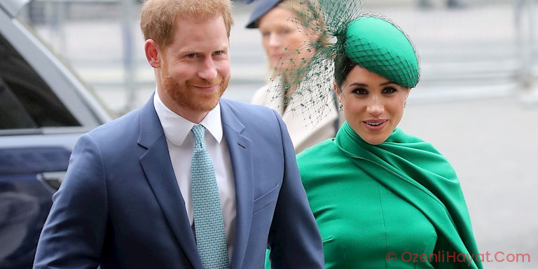 MEGHAN MARKLE’IN KOLYESİNDEKİ KAPALI İLETİ MEGHAN MARKLE’IN KOLYESİNDEKİ KAPALI İLETİ