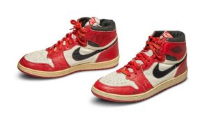 MICHEAL JORDAN’IN AYAKKABILARI AÇIK ARTIRMADA