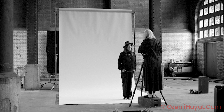 MIU MIU WOMEN’S TALES: BRIGITTE MIU MIU WOMEN’S TALES: BRIGITTE