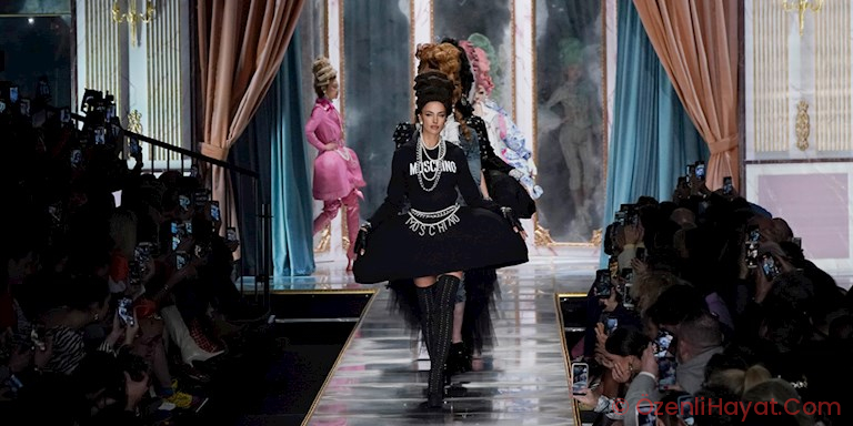 MOSCHINO’NUN MARIE ANTOINETTE’TEN İLHAM ALAN DEFİLESİ