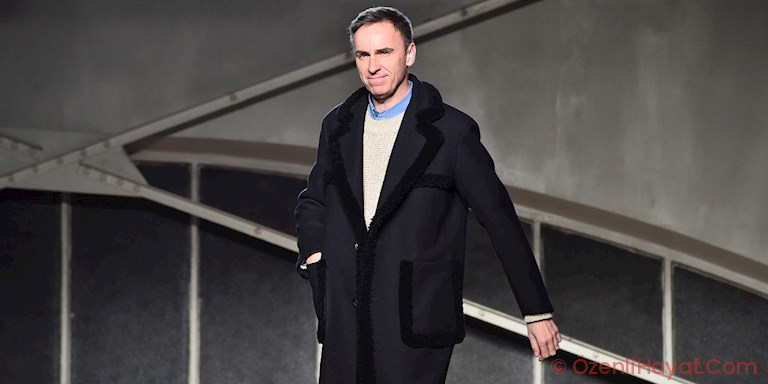 RAF SIMONS ARŞİVLERİNDEN 100 PARÇAYI YİNE SATIŞA SUNUYOR