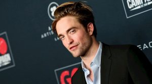 ROBERT PATTINSON DÜNYANIN EN HOŞ ERKEĞİ SEÇİLDİ!