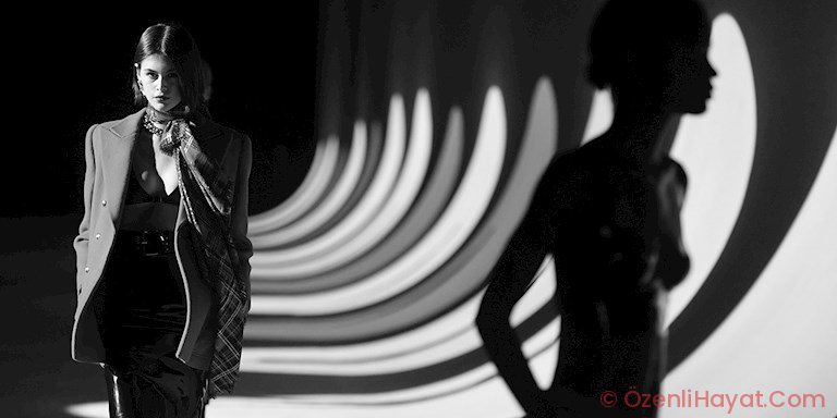 SAINT LAURENT DOKSANLARI GERİ GETİRDİ